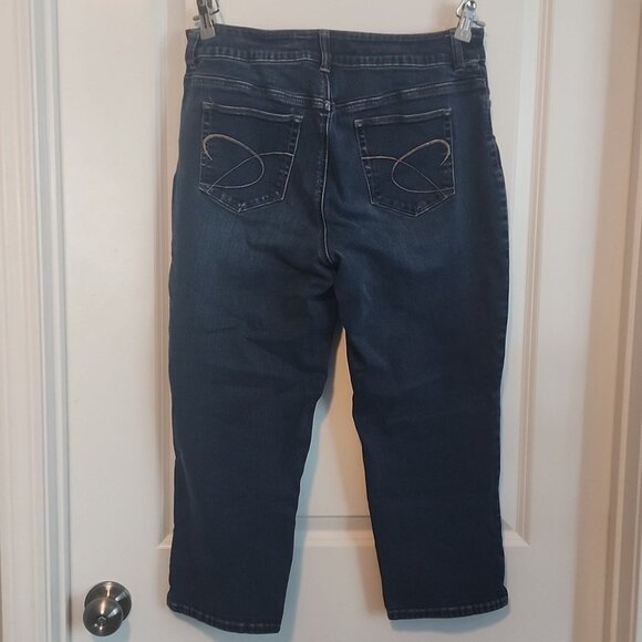 Chico’s So Slimming Denim Crop Jeans Size 1.5 or US 10 - Picture 2 of 5